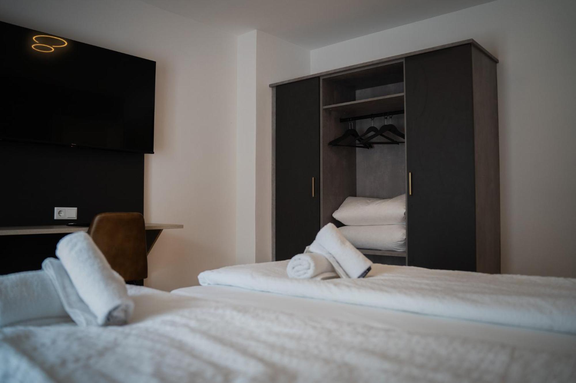 Junik Apartments Oberhausen Обергаузен Екстер'єр фото