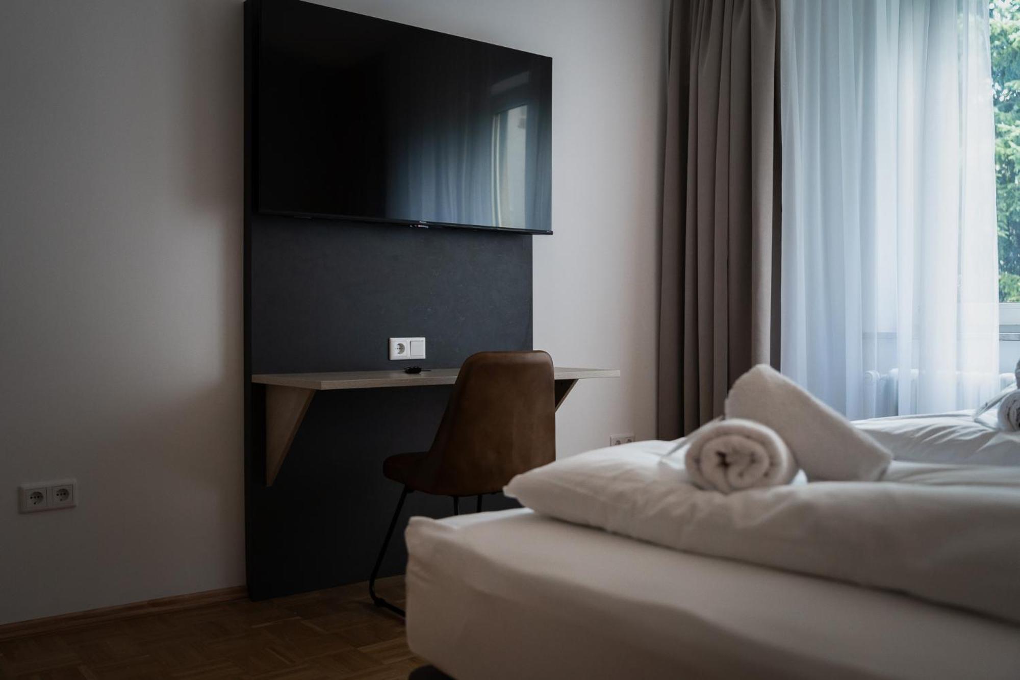 Junik Apartments Oberhausen Обергаузен Екстер'єр фото